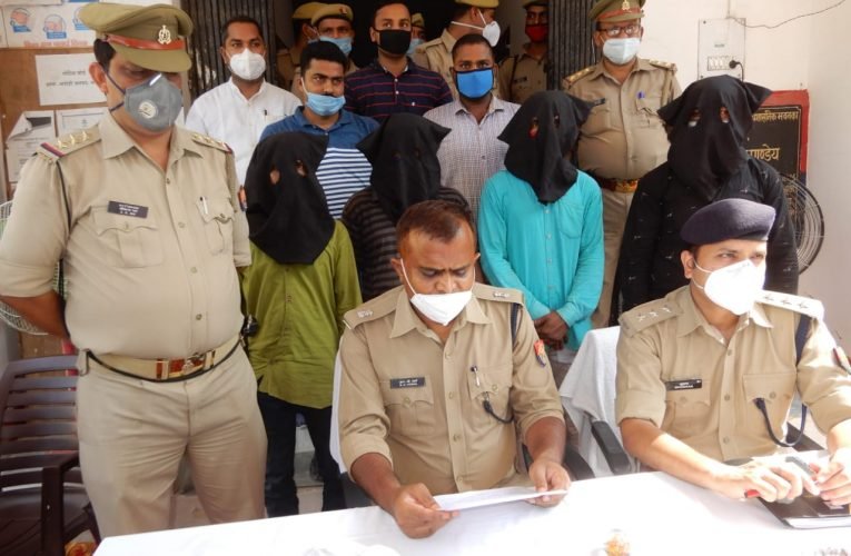 टूरिस्ट बस से डेढ़ करोड़ का 14 क्विंटल गांजा बरामद, उड़ीसा के चार लोग गिरफ्तार