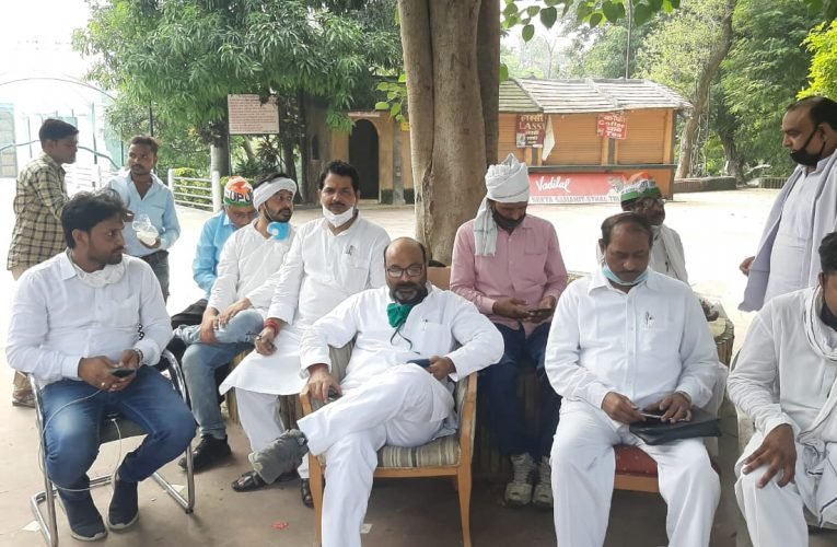 उम्भा जा रहे कांग्रेस प्रदेश अध्यक्ष को पुलिस ने रोका, सीतामढ़ी में ही सम्पन्न हुआ श्रद्धांजलि कार्यक्रम